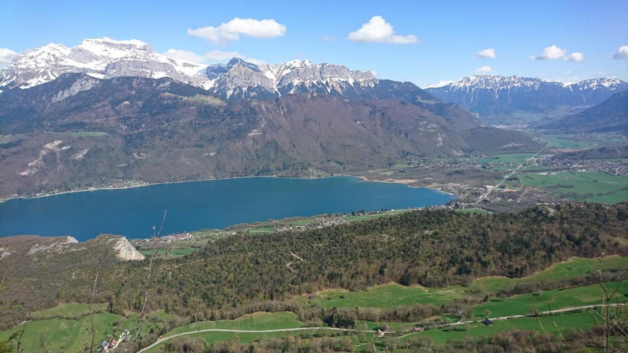 A La Campagne Au Bout Du D'annecy Apartment