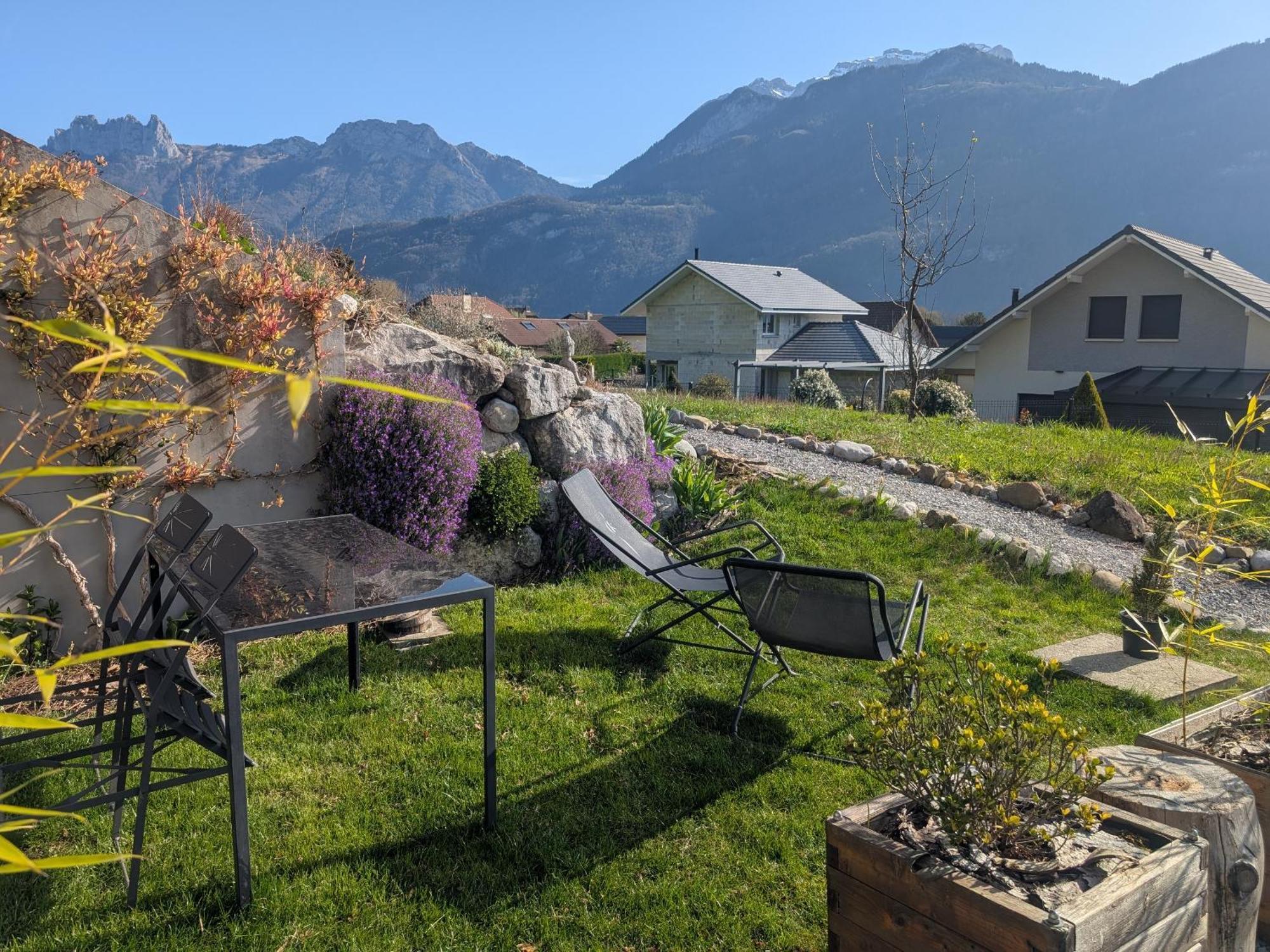 A La Campagne Au Bout Du D'annecy Doussard